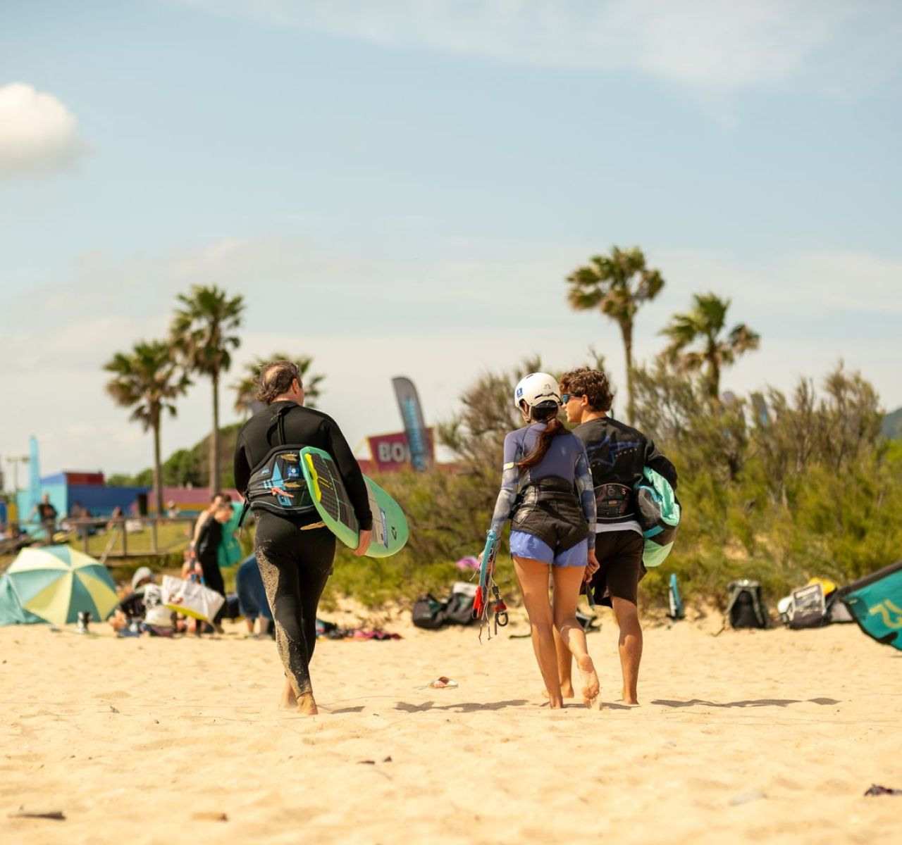 Kitesurf Lesson Formats in Tarifa: Private, Semi-Private or Group?